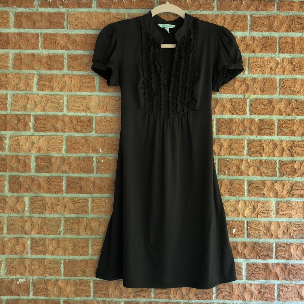 Brown tie back tunic ruffle front